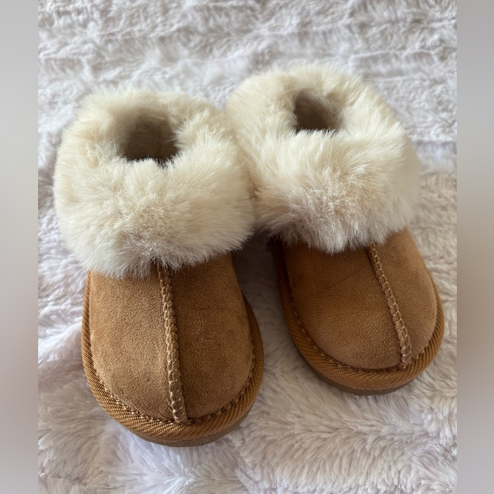 Target Cream Faux Fur Slippers